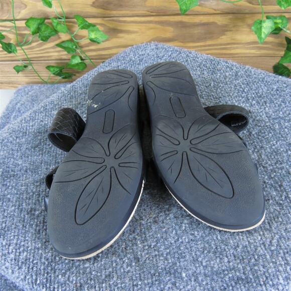 Baretraps Women's Jessie Flip Flop Black Synthetic Sz 8 Medium Gently Used 2025 - Picture 6 of 6